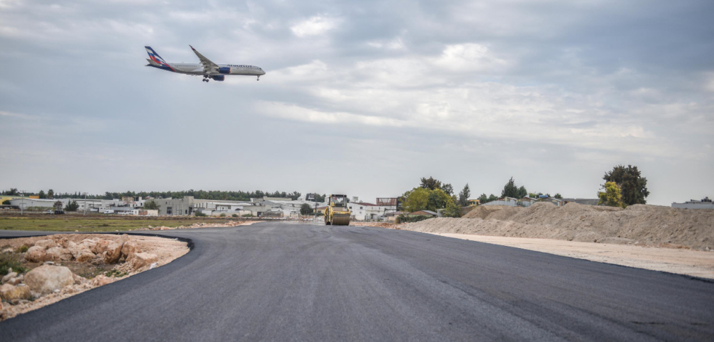 Kepez Belediyesi Altınova’ya yeni yollar yapıyor