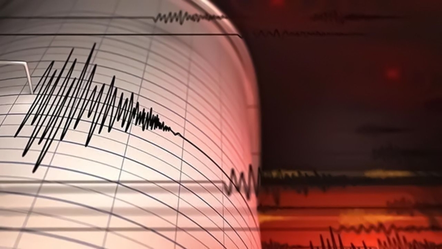 Akdeniz’de peş peşe iki deprem