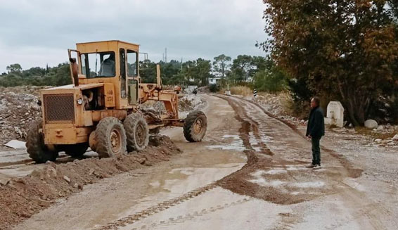 Antalya Kemer’de yol çalışmalarına başlandı