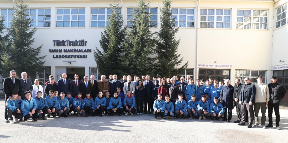 ATO Başkanı Baran ve Milli Eğitim Bakanı yardımcısı Şamlıoğlu’ndan Meslek Lisesi ziyareti