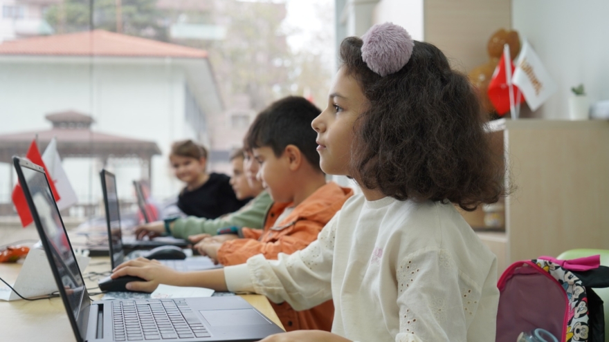 Geleceği şekillendiren eller: NE10 şehir teknolojileri atölyesi