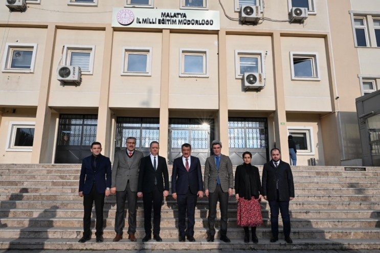 Gürkan: öğrencilerimizin yetişmesinde emeği olan tüm öğretmenlerimizi kutluyorum