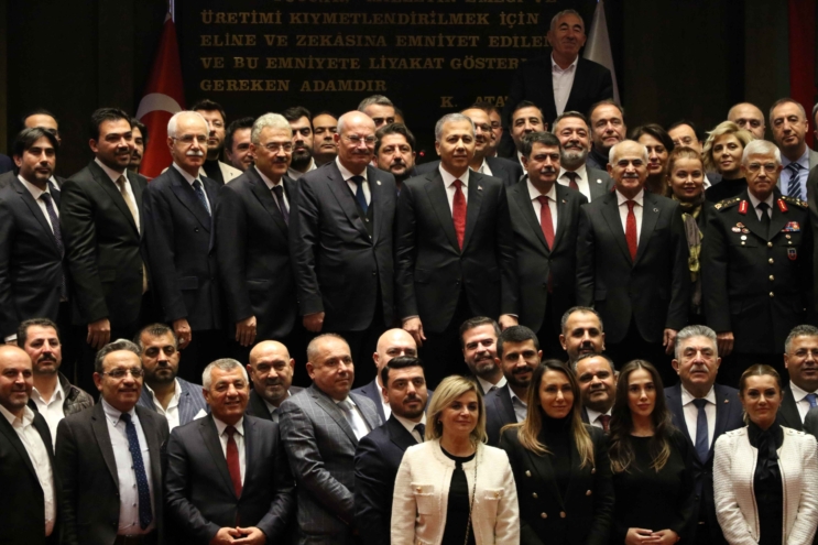 İçişleri Bakanı Ali Yerlikaya ATO Meclis Toplantısı’na katıldı