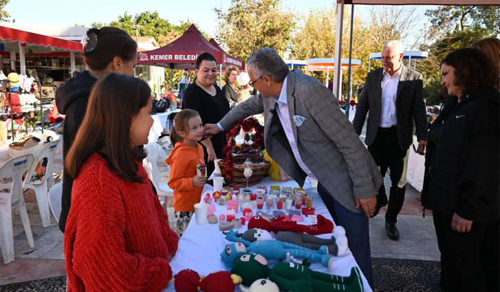 Kemer’de “Üreten ev hanımları kermesi”