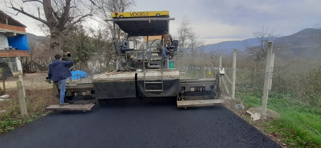 Kumru Tekke-Gökçeli yolu sıcak asfaltla kavuşuyor