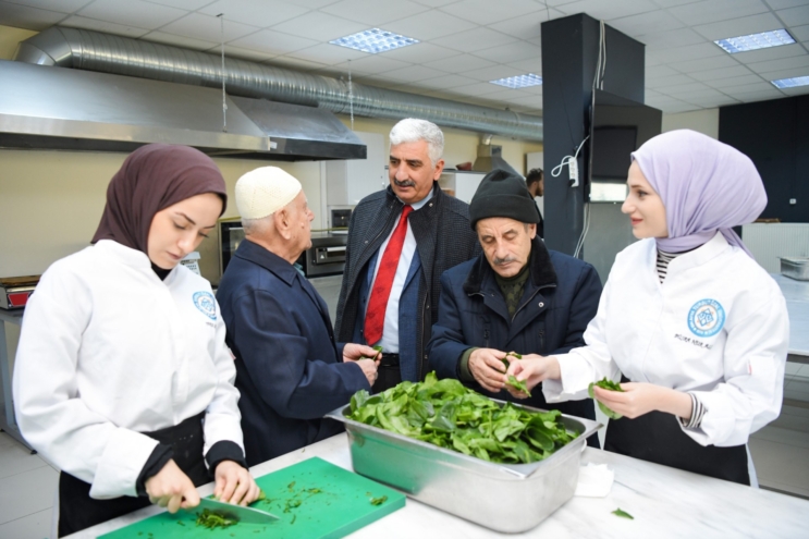 “Lezzetli Miraslar Fastfood Karşısında Kuşaklar Arası Dayanışma”