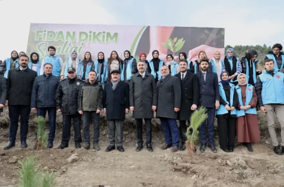 Tokat Belediyesi, son 10 yılda 260 bin fidanı toprakla buluşturdu