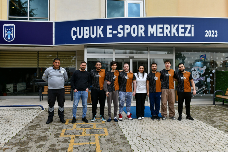 Ankara Büyükşehir Belediyesinden E-Sporculara destek