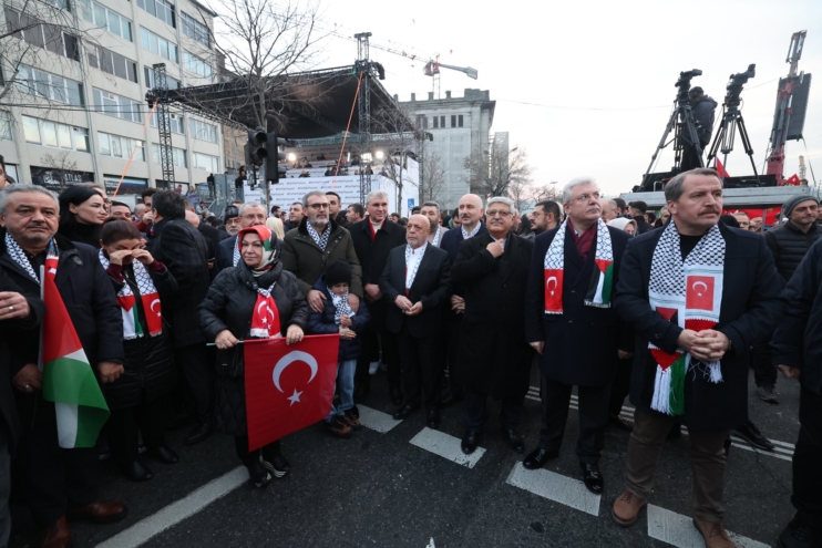 Başkan Yüce tarihi yürüyüşe katıldı: Hakkı haykırmaya devam edeceğiz