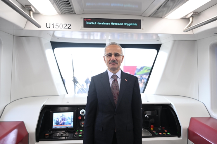 İstanbul Havalimanı metrosu sürücüsüz yerli tren seti raylara çıkmaya hazır