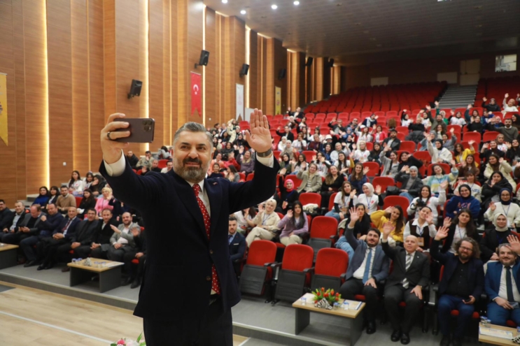 RTÜK Başkanı Şahin, ‘Yeni Medya ve İletişim Kampı’na konuk oldu