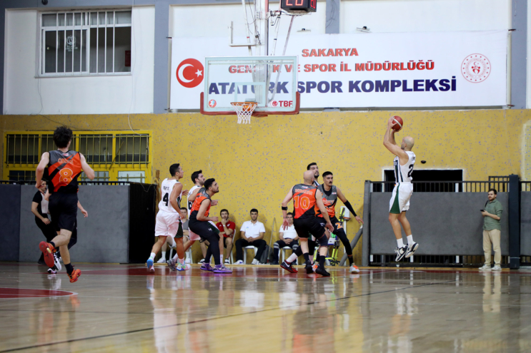 Sakarya Büyükşehir Belediyesi Basket Eskişehir’e konuk oluyor