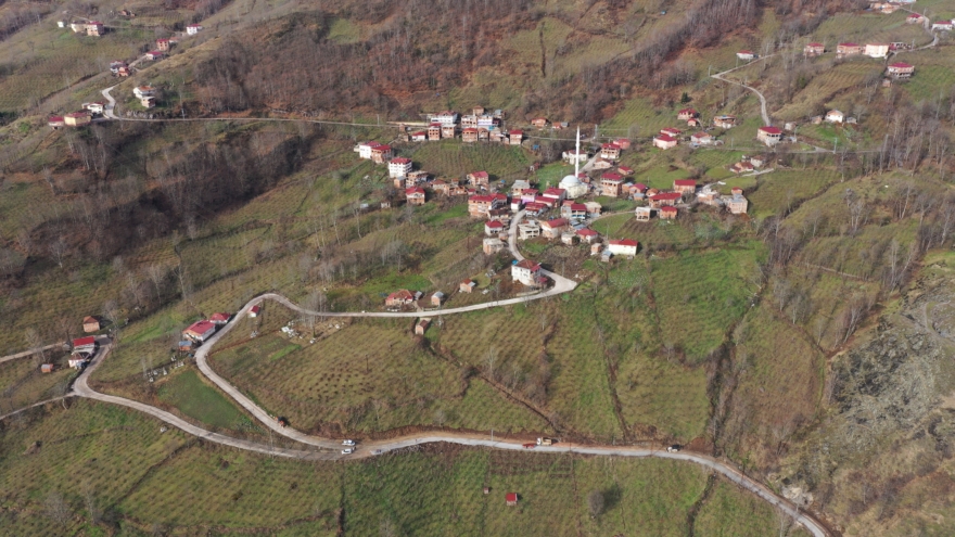 Tepealan-Terzili-Beypınar Mahalleleri bağlantı yolunda çalışmalar devam ediyor