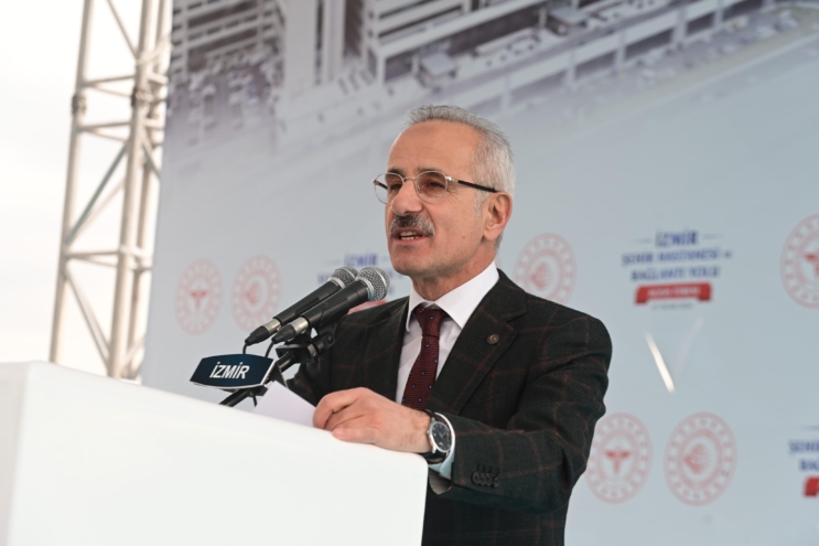 Uraloğlu: İzmir’i hızlı trenle tanıştıracağız