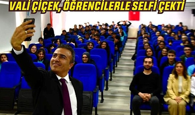 Vali Çiçek, gençlere ayak uydurdu