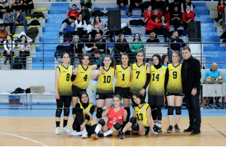 AİÇÜ’de UNİLİG Voleybol Bölgesel Müsabakaları Başladı