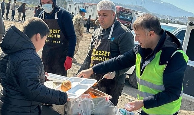 Ardahan Vakfı deprem bölgesine yardım tırı gönderdi