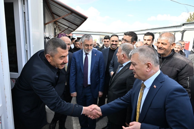 Bakan Prof. Dr. Vedat Işıkhan Malatya’da İncelemelerde Bulundu