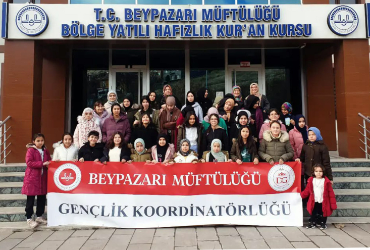 Beypazarı Müftülüğü Gençlik Koordinatörlüğü “Gençliğe Değer”ara dönem kampı sürüyor