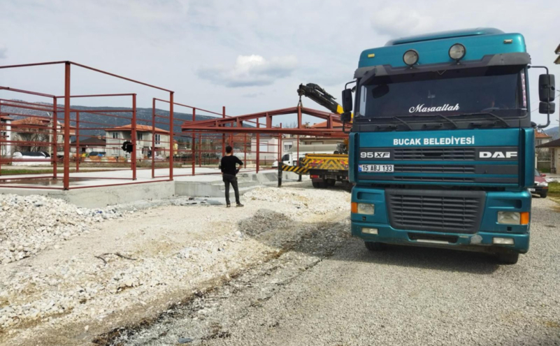 Bucak Belediyesi Mimar Sinan Mahallesinde Mahalle konağı yapıyor