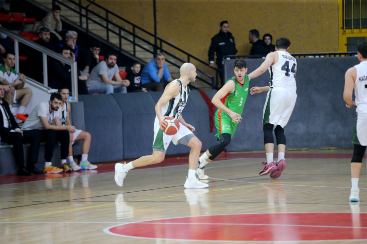 Büyükşehir Basketbol, farkla kazandı