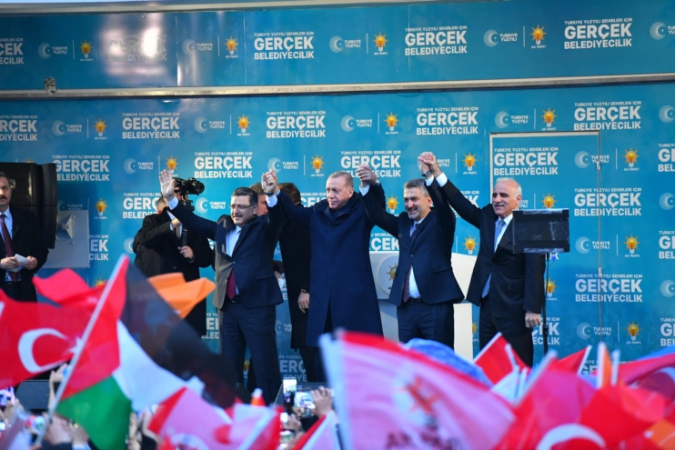 Cumhurbaşkanı Erdoğan, Trabzon’da; Genç’ten miting yorumu