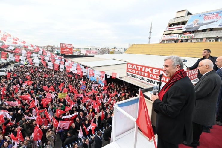 Mansur Yavaş Batıkent’te:” Hükmetmeye gelmedik, hizmet yapmaya geldik”