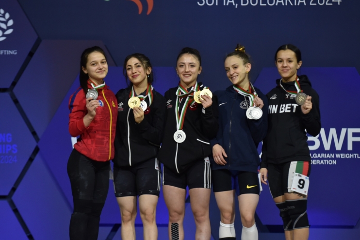 Milli sporcularımız Sofya’dan 24 madalya ile döndü