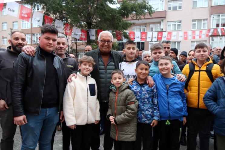 Posbıyık Müftü Mahallesi’nden seslendi: Kaotik ortam isteyenlere karşı tekrar aday oldum