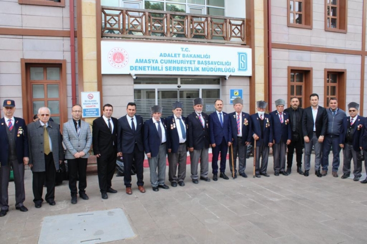 Amasya’da kader mahkumları topluma kazandırılıyor