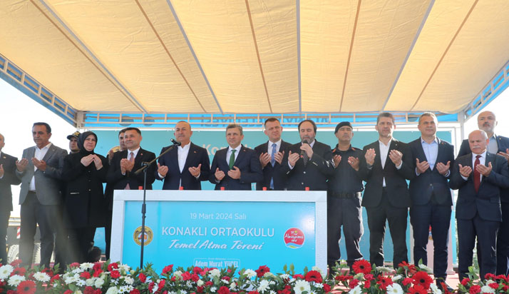 Antalya Valisi Şahin Konlaklı Ortaokulu temel atma törenine katıldı