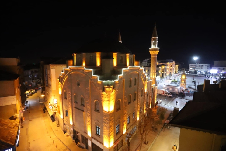 Aydınlatmalar Hacı Bektaşi Kurşunlu Camii’nin İhtişamını Ortaya Çıkarttı