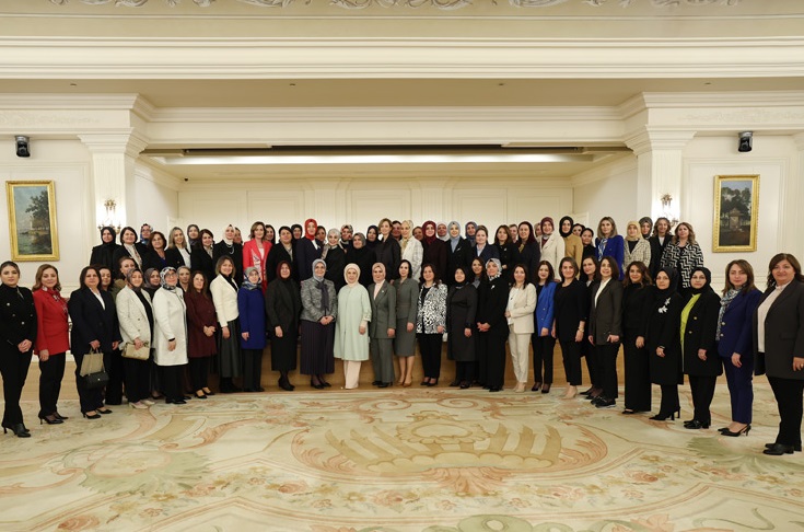 Emine Erdoğan, vali eşleriyle iftarda bir araya geldi