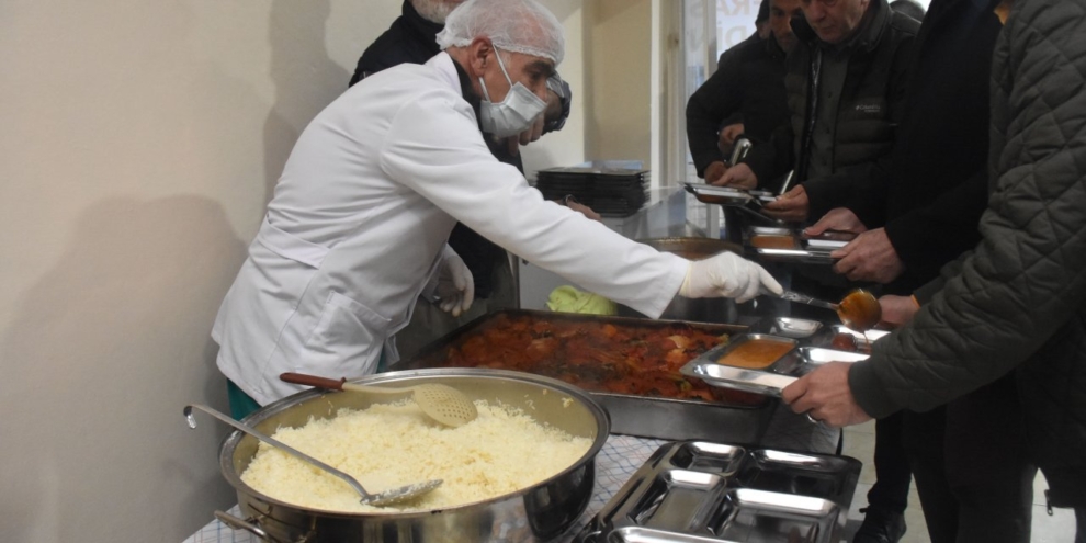 Gümüşhane’deki iftar geleneği 20 yıldır devam ediyor