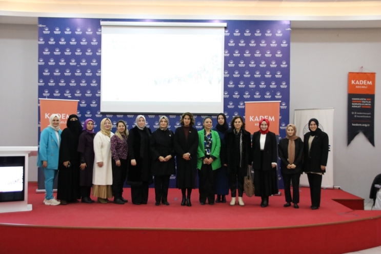 Kadem Kocaeli temsilciliği Derince’de Güven Toplumun İnşası Eğitimini gerçekleştirdi