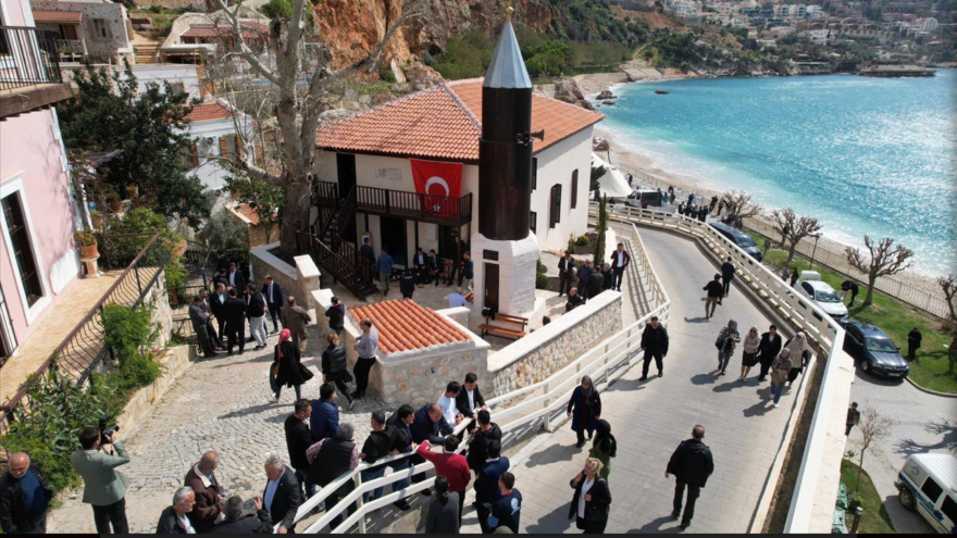 Kaş Kalkan’da Lami Bey Camii törenle açıldı