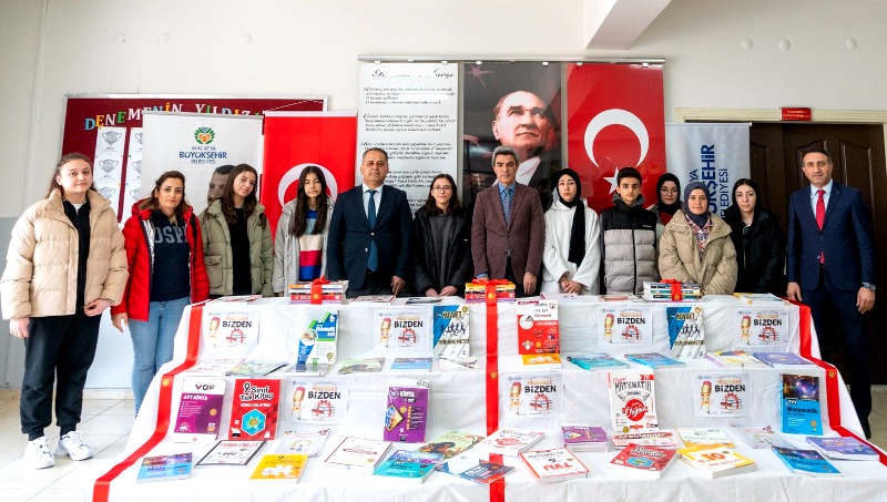 Malatya Büyükşehir’den lise öğrencilerine kaynak kitap desteği