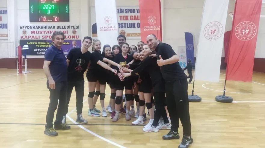 Midi Kız Voleybol İl Müsabakaları Afyonkarahisar’da tamamlandı