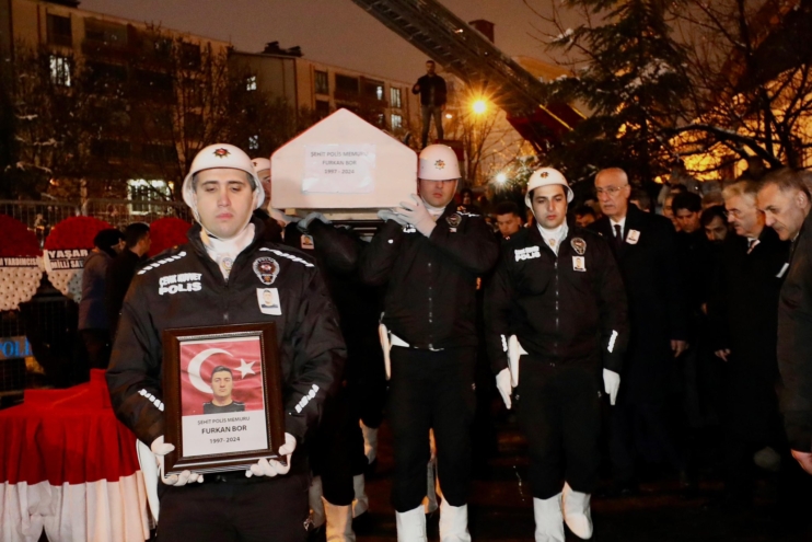 Şehit polis Furkan Bor son yolculuğuna uğurlandı