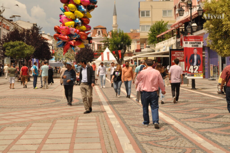 Trakya’nın yüzde 49’u kadın!