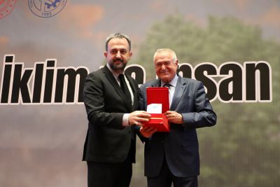 Yılmaz: Birlikte ya yeşili göreceğiz ya da yok oluşu izleyeceğiz