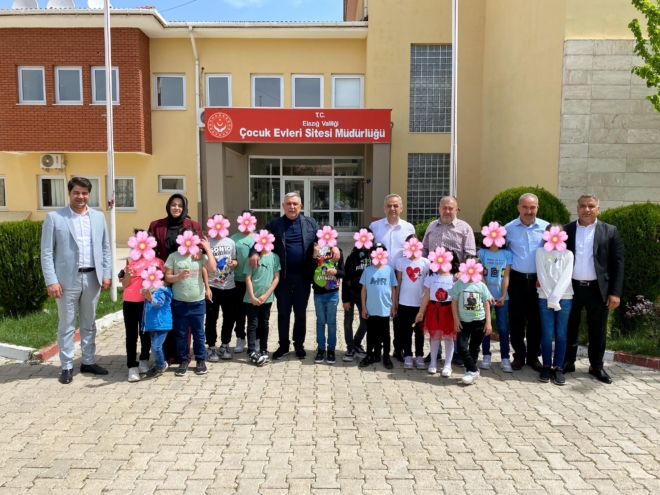 Başkan Yıldırım’dan 23 Nisan’da sevgi evlerinde kalan çocuklara ziyaret