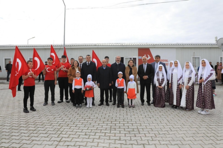 Elazığ’daki Ahıska Türklerini bayramda yalnız bırakmadılar