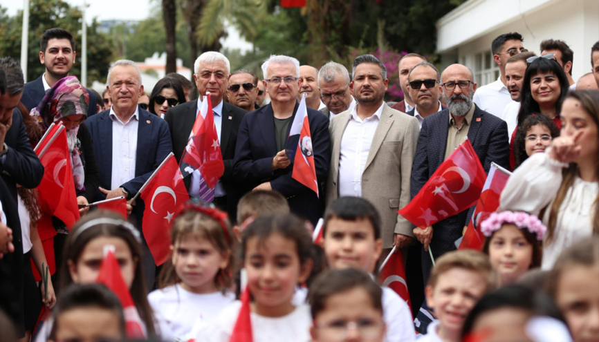 Kepez Belediyesi, 23 Nisan Ulusal Egemenlik ve Çocuk Bayramı’nı muhteşem etkinliklerle kutladı