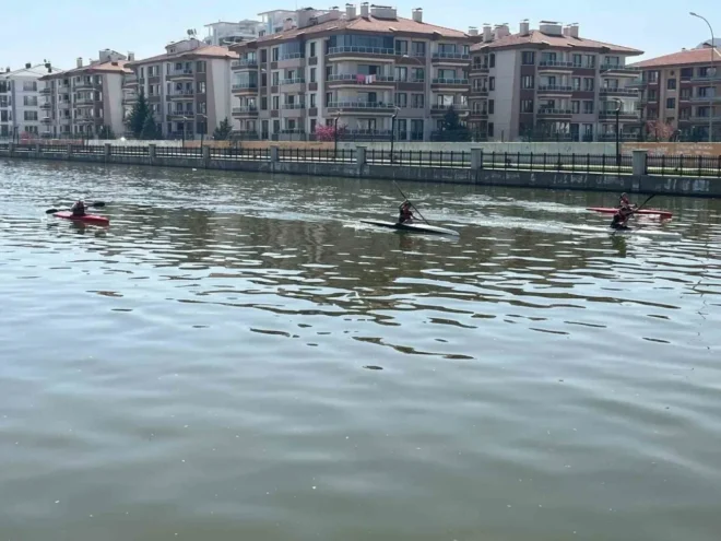 Okul sporları kano yarışmaları tamamlandı – Gazete Şehir