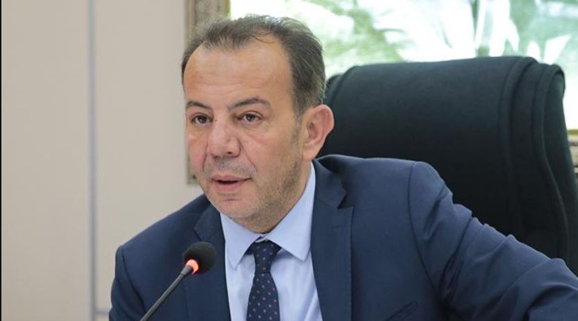 Özcan: Afrikalı öğrencilerin otobüs biletlerine astronomik zam yapacağız