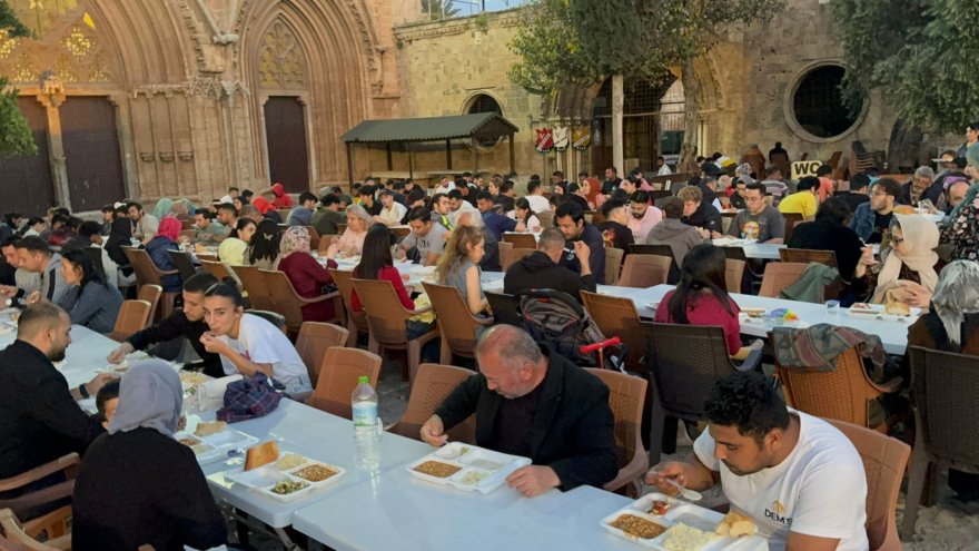 Samtay Vakfı’ndan ramazan ayında Namık Kemal Meydanı’nda toplu iftar etkinlikleri