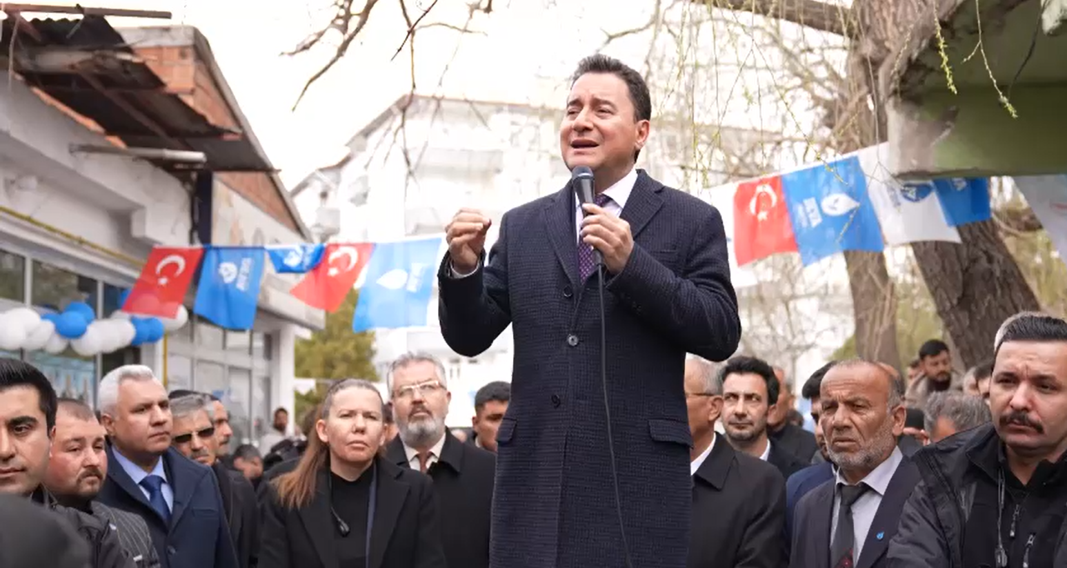 "DEVA Partisi Lideri Babacan, Yozgat Turunda Muhalefeti Eleştirdi"